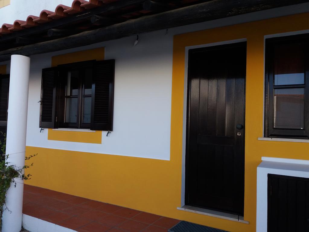 Alojamentos Vitinho 2 - Vila Nova Milfontes Віла-Нова-де-Мілфонтеш Екстер'єр фото