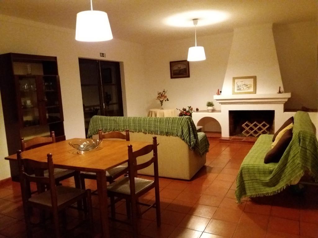Alojamentos Vitinho 2 - Vila Nova Milfontes Віла-Нова-де-Мілфонтеш Екстер'єр фото